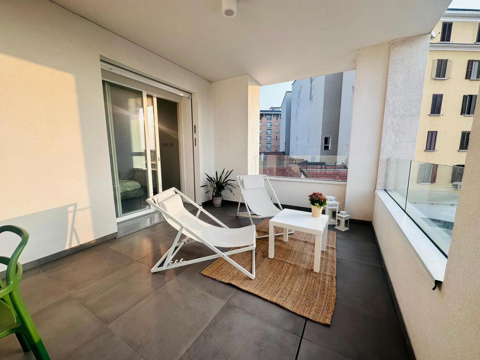 Lovely Terrace Apartment - Porta Romana District Milano Eksteriør bilde
