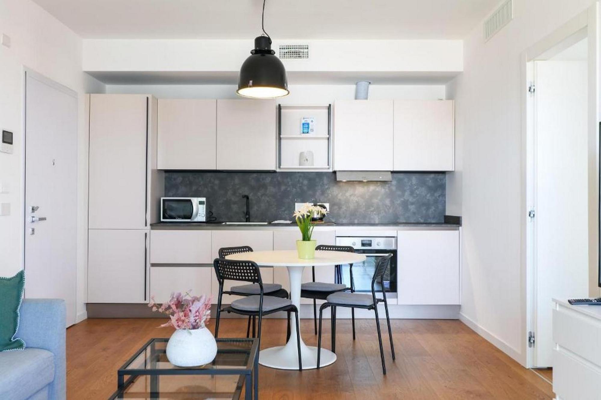 Lovely Terrace Apartment - Porta Romana District Milano Eksteriør bilde