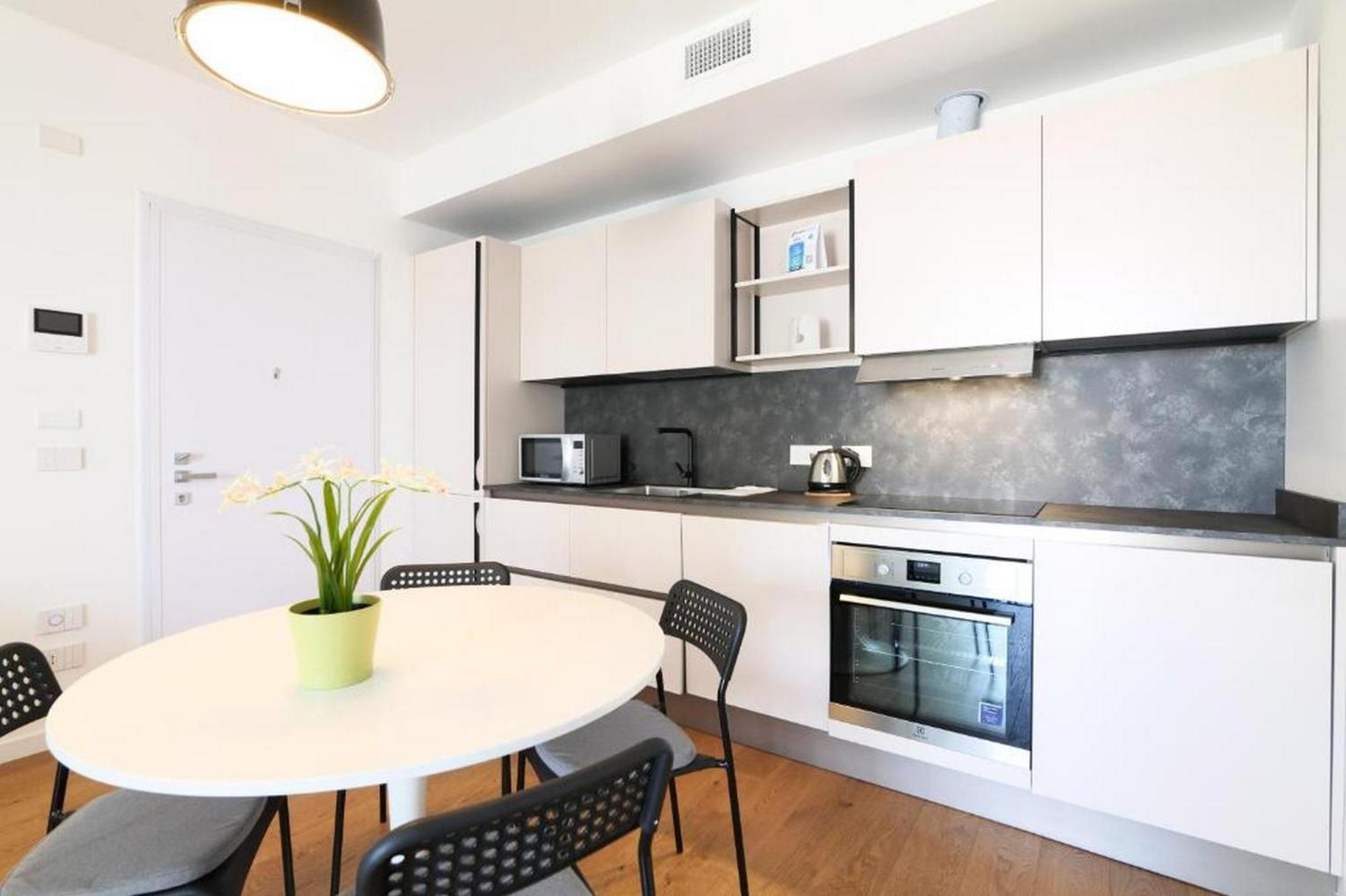 Lovely Terrace Apartment - Porta Romana District Milano Eksteriør bilde