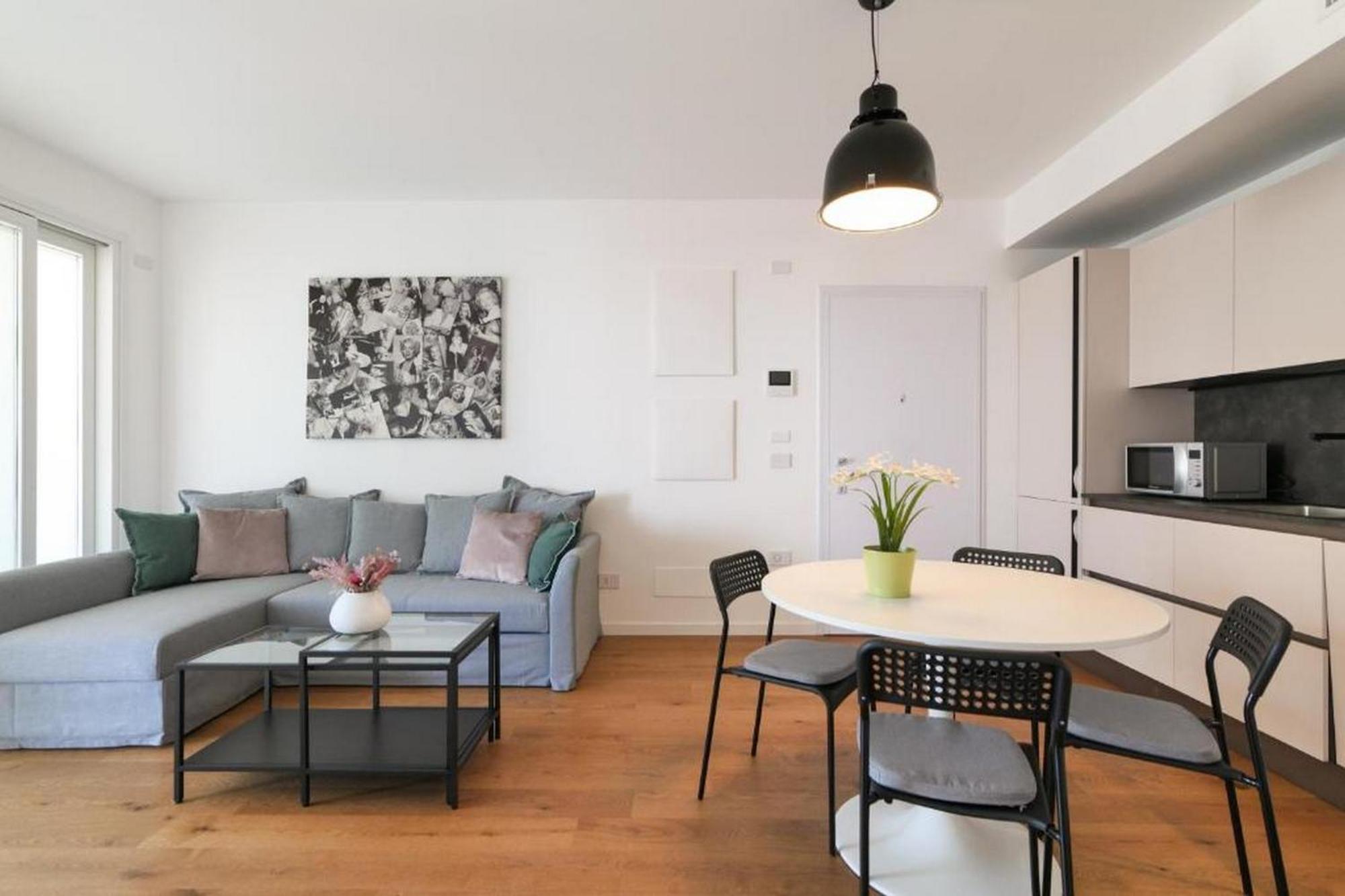 Lovely Terrace Apartment - Porta Romana District Milano Eksteriør bilde